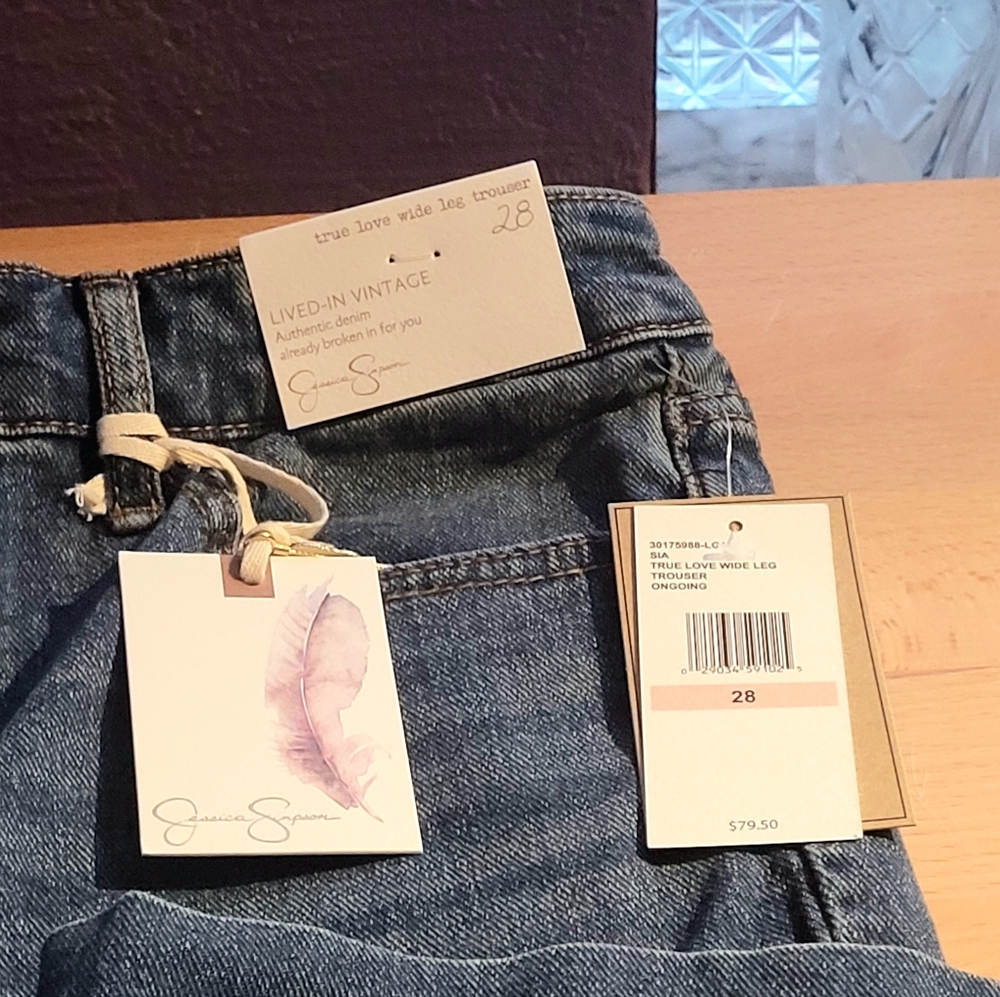 NWT Jessica Simpson women's True Love wide leg jean sz 6/28